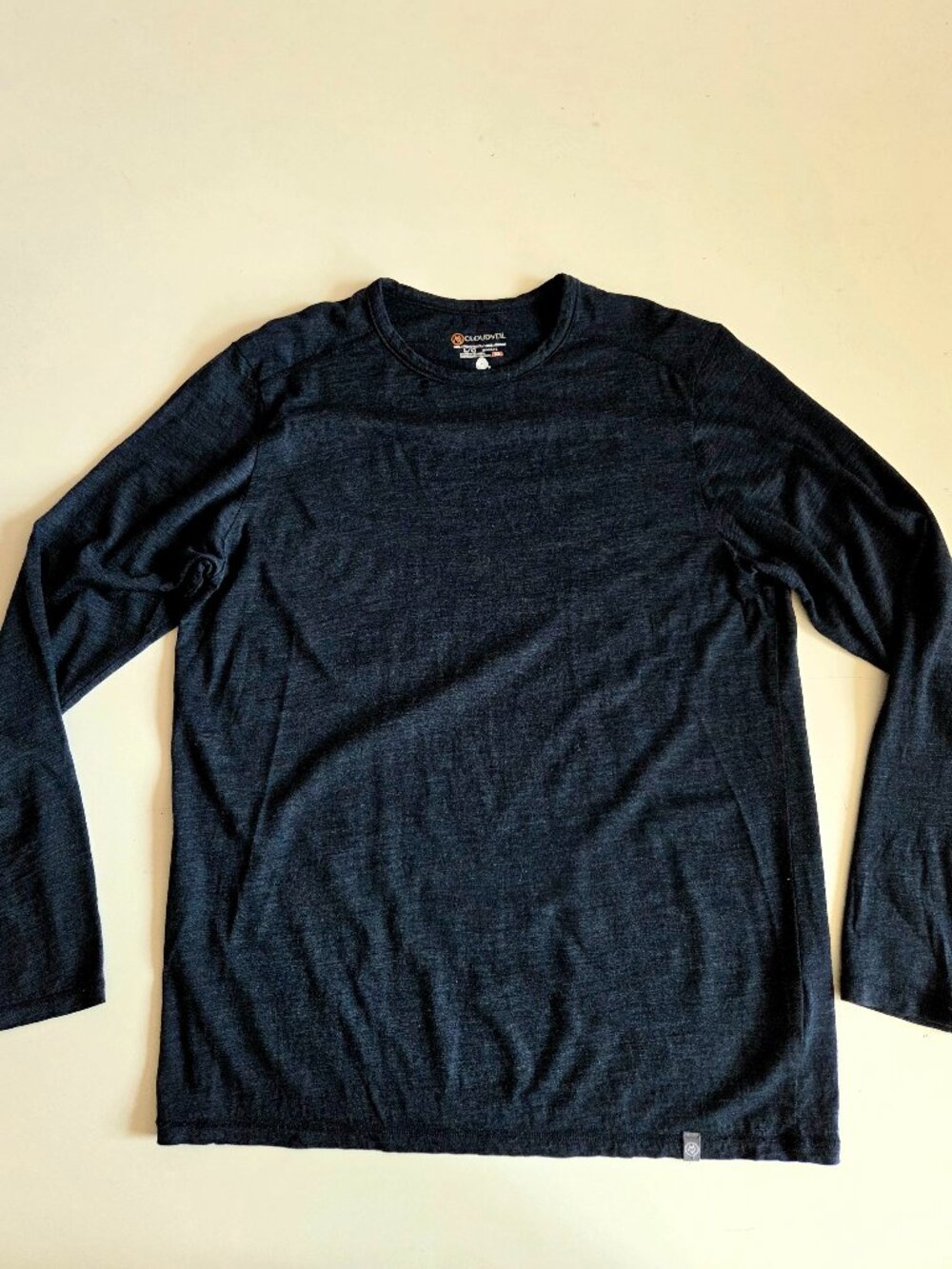 Cloudveil 100% merino blue long sleeve t-shirt/base layer AS IS